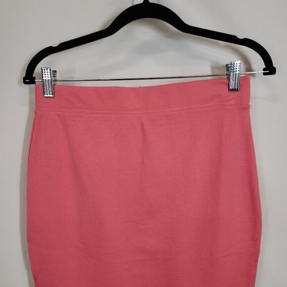 IRIS Ponte Pencil Skirt - Pink - Size Medium - Picture 4 of 7